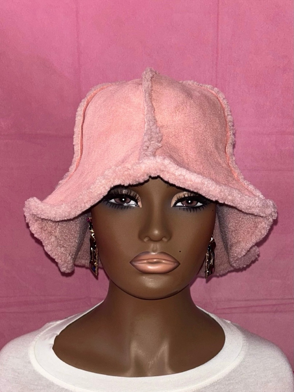 Women’s Suede Bucket Hat